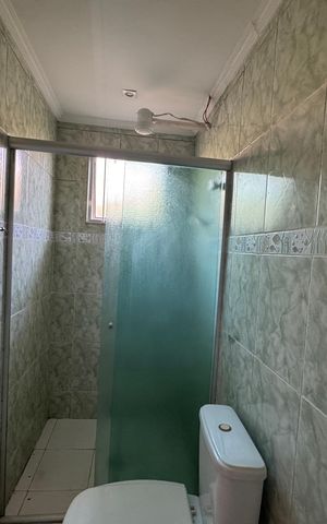 Casa à venda com 125m², 3 quartos e 2 vagas Casa à venda com 125m², 3 quartos e 2 vagasBanheiro da Suíte