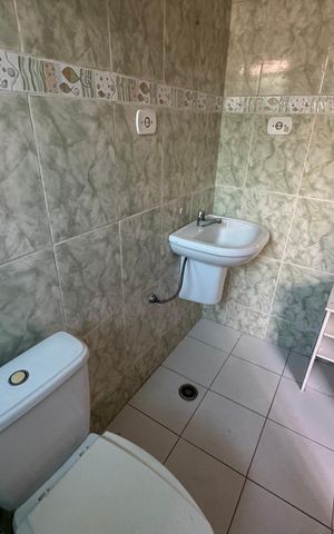 Casa à venda com 125m², 3 quartos e 2 vagas Casa à venda com 125m², 3 quartos e 2 vagasBanheiro da Suíte