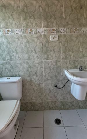 Casa à venda com 125m², 3 quartos e 2 vagas Casa à venda com 125m², 3 quartos e 2 vagasBanheiro da Suíte