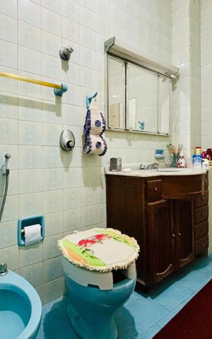 Casa de condomínio à venda com 85m², 3 quartos e 1 vaga Casa de condomínio à venda com 85m², 3 quartos e 1 vagaBanheiro