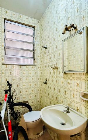 Casa de condomínio à venda com 85m², 3 quartos e 1 vaga Casa de condomínio à venda com 85m², 3 quartos e 1 vagaBanheiro 2