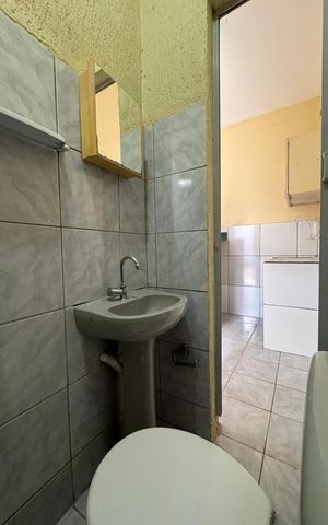 Studio para alugar com 20m², 1 quarto e 1 vaga Studio para alugar com 20m², 1 quarto e 1 vagaBanheiro
