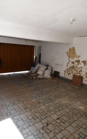 Casa à venda com 200m², 4 quartos e 2 vagasGaragem