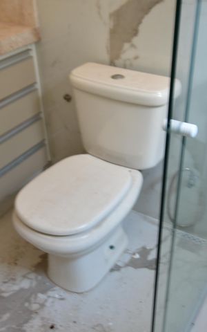 Casa à venda com 200m², 4 quartos e 2 vagasBanheiro Suíte