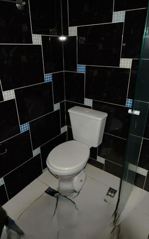 Casa à venda com 200m², 4 quartos e 2 vagasBanheiro social