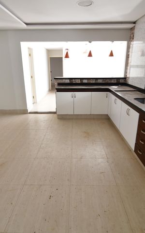 Casa à venda com 200m², 4 quartos e 2 vagasCozinha