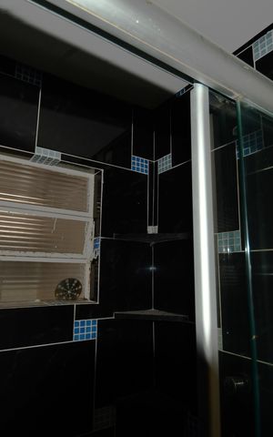 Casa à venda com 200m², 4 quartos e 2 vagasBanheiro social