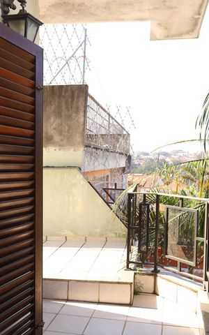 Casa para alugar com 420m², 4 quartos e 5 vagasVaranda 1