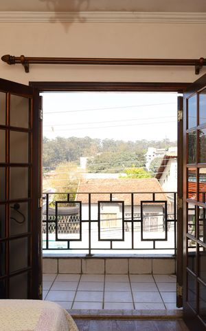 Casa para alugar com 420m², 4 quartos e 5 vagasVaranda 1