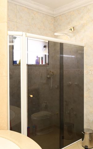 Casa para alugar com 420m², 4 quartos e 5 vagasBanheiro 1 - Suíte 1