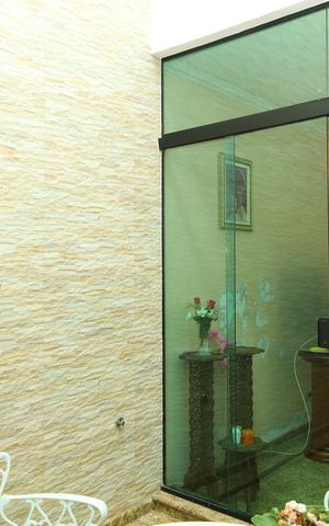 Casa para alugar com 420m², 4 quartos e 5 vagasJardim de inverno