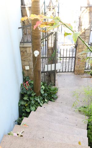Casa para alugar com 420m², 4 quartos e 5 vagasJardim frontal