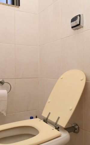 Casa para alugar com 420m², 4 quartos e 5 vagasBanheiro 6