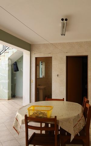Casa para alugar com 420m², 4 quartos e 5 vagasÁrea da churrasqueira