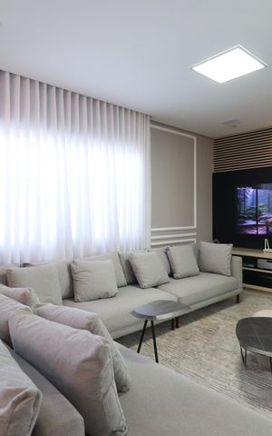 Casa de condomínio para alugar com 350m², 3 quartos e 5 vagasSala de TV
