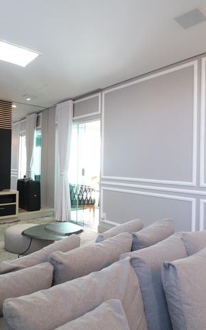 Casa de condomínio para alugar com 350m², 3 quartos e 5 vagasSala de TV