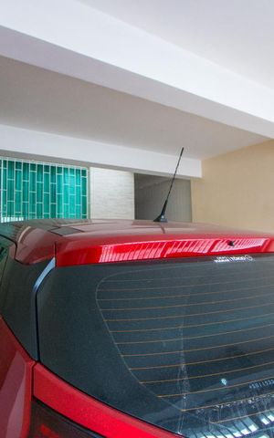 Casa à venda com 181m², 3 quartos e 2 vagas Casa à venda com 181m², 3 quartos e 2 vagasGaragem