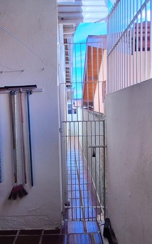Casa à venda com 100m², 2 quartos e 2 vagas Casa à venda com 100m², 2 quartos e 2 vagasÁrea de serviço
