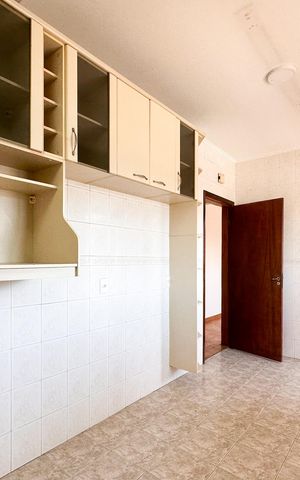 Apartamento para alugar com 80m², 2 quartos e sem vaga Apartamento para alugar com 80m², 2 quartos e sem vagaCozinha