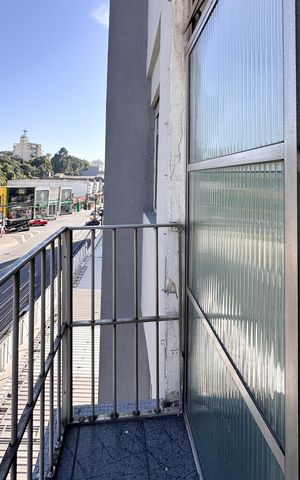 Apartamento para alugar com 80m², 2 quartos e sem vaga Apartamento para alugar com 80m², 2 quartos e sem vagaSacada de Serviço