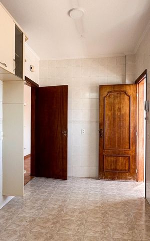 Apartamento para alugar com 80m², 2 quartos e sem vaga Apartamento para alugar com 80m², 2 quartos e sem vagaCozinha