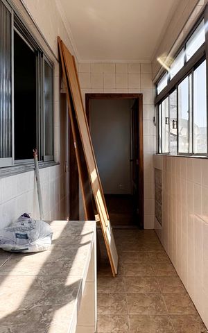 Apartamento para alugar com 80m², 2 quartos e sem vaga Apartamento para alugar com 80m², 2 quartos e sem vagaSacada