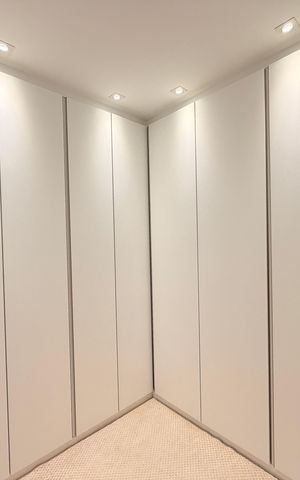 Apartamento à venda com 83m², 2 quartos e 2 vagasSuíte 1 - Closet