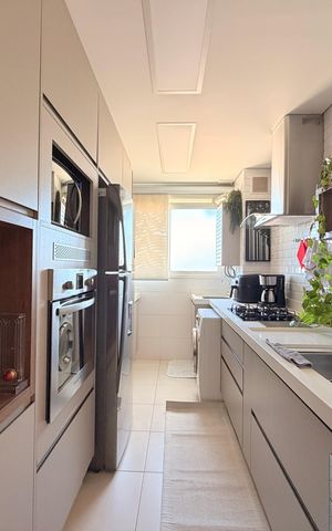 Apartamento à venda com 83m², 2 quartos e 2 vagasCozinha