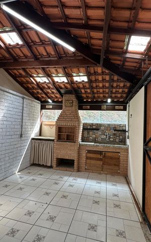 Casa de condomínio à venda com 128m², 2 quartos e 2 vagasChurrasqueira
