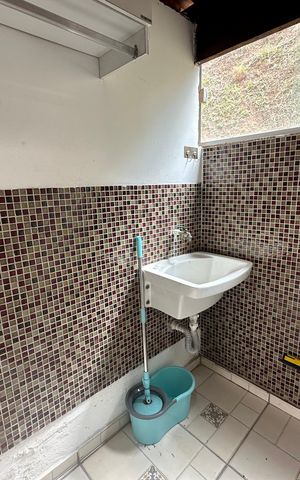Casa de condomínio à venda com 128m², 2 quartos e 2 vagasÁrea de Serviço