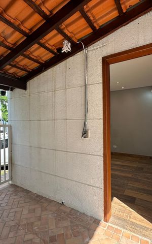 Casa de condomínio à venda com 128m², 2 quartos e 2 vagasQuintal