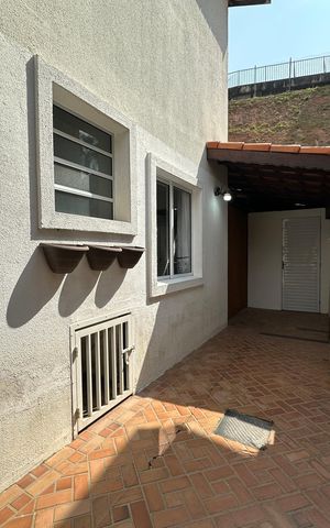 Casa de condomínio à venda com 128m², 2 quartos e 2 vagasQuintal