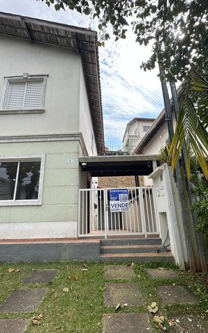 Casa de condomínio à venda com 128m², 2 quartos e 2 vagasFachada