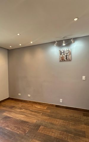 Casa de condomínio à venda com 128m², 2 quartos e 2 vagasSala