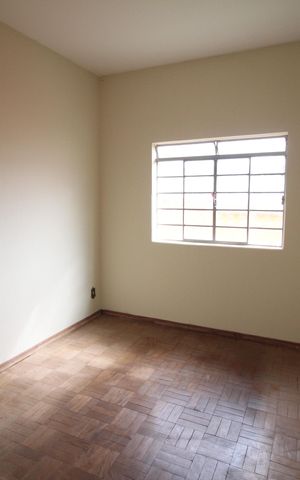 Casa à venda com 180m², 4 quartos e 2 vagasQuarto 3