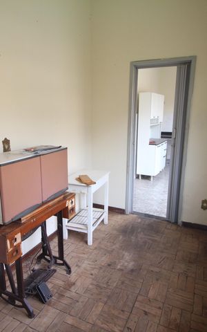 Casa à venda com 180m², 4 quartos e 2 vagasQuarto 4