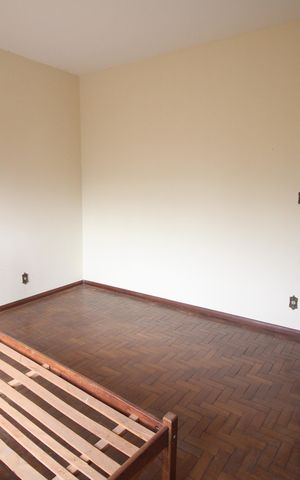 Casa à venda com 180m², 4 quartos e 2 vagasQuarto 1