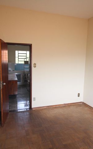 Casa à venda com 180m², 4 quartos e 2 vagasQuarto 3