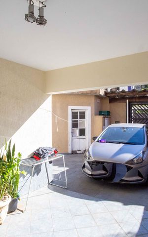 Casa para alugar com 372m², 7 quartos e 4 vagasGaragem Casa 1