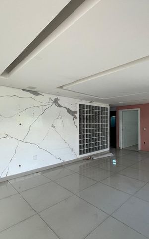Casa à venda com 233m², 3 quartos e 3 vagasSala
