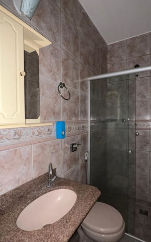 Casa à venda com 233m², 3 quartos e 3 vagasBanheiro da Suíte