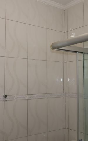 Casa à venda com 152m², 3 quartos e 3 vagasBanheiro suíte 1