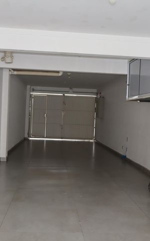 Casa à venda com 152m², 3 quartos e 3 vagasGaragem