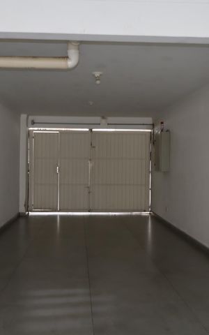 Casa à venda com 152m², 3 quartos e 3 vagasGaragem
