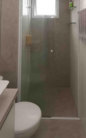 Apartamento à venda com 53m², 2 quartos e 1 vaga Apartamento à venda com 53m², 2 quartos e 1 vagaBanheiro