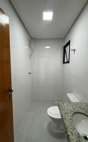 Apartamento à venda com 69m², 2 quartos e 1 vaga Apartamento à venda com 69m², 2 quartos e 1 vagaBanheiro