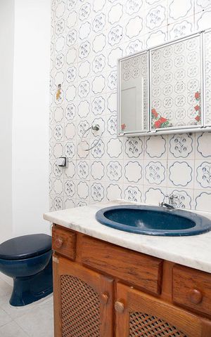 Apartamento para alugar com 75m², 2 quartos e sem vagaBanheiro