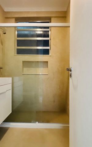 Apartamento para alugar com 70m², 2 quartos e 1 vaga Apartamento para alugar com 70m², 2 quartos e 1 vagaBanheiro social