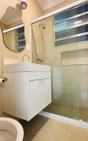 Apartamento para alugar com 70m², 2 quartos e 1 vaga Apartamento para alugar com 70m², 2 quartos e 1 vagaBanheiro social