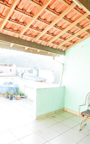 Casa para alugar com 100m², 3 quartos e 2 vagasChurrasqueira
